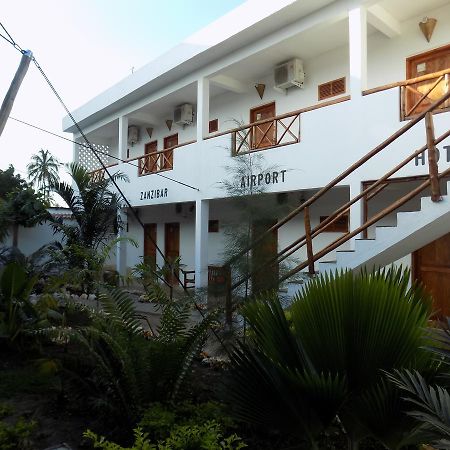 27 Cafe Zanzibar Airport Hotel Exteriér fotografie