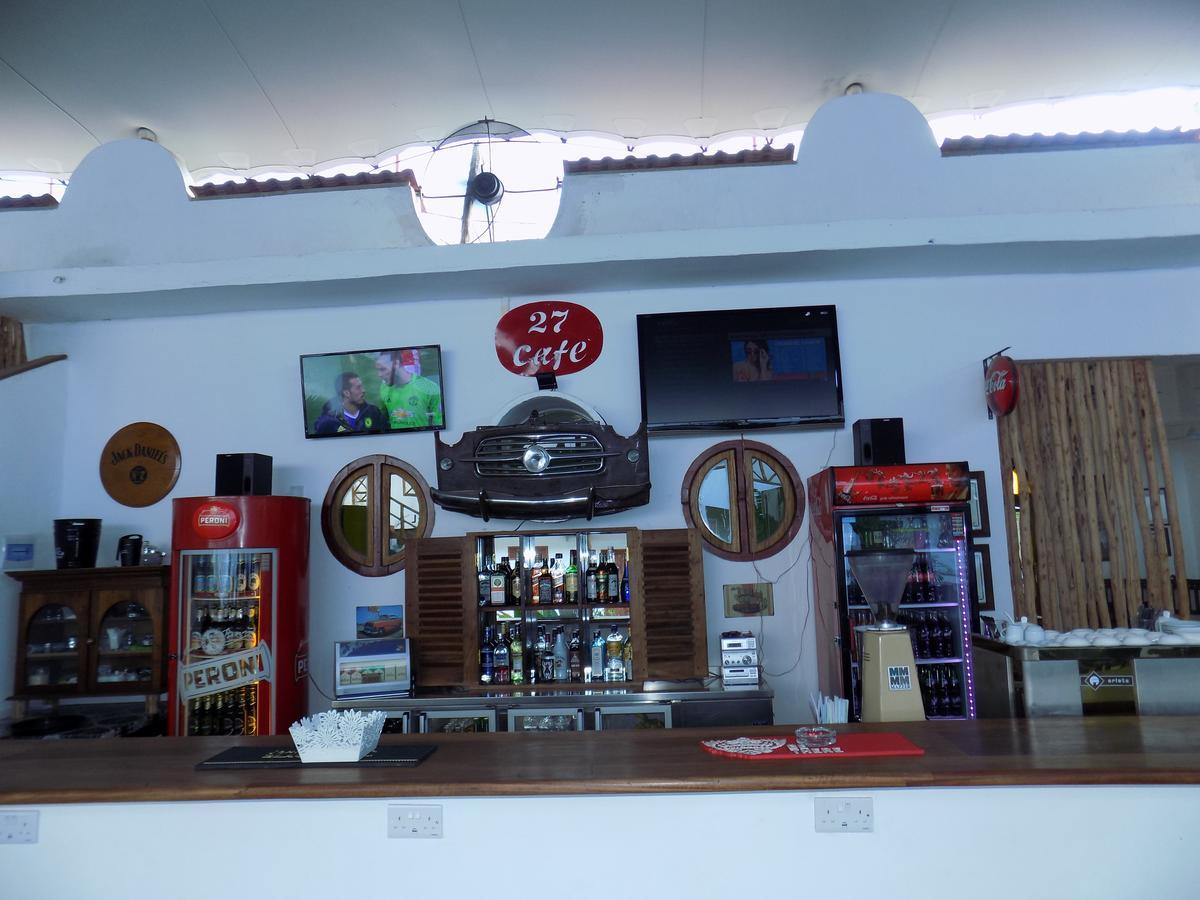 27 Cafe Zanzibar Airport Hotel Exteriér fotografie